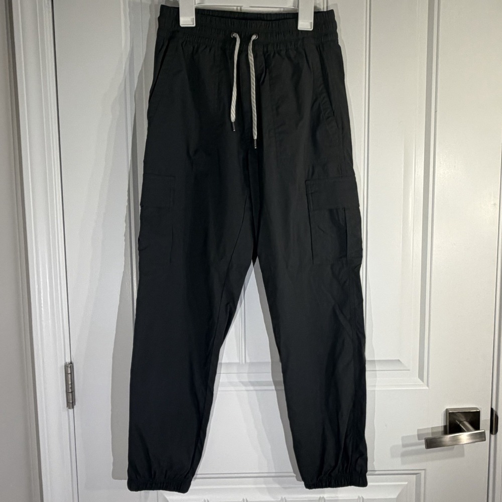 Vuori Womens Grey Birch Cargo Pocket Performance Sweatpant Joggers Gym Sz XS